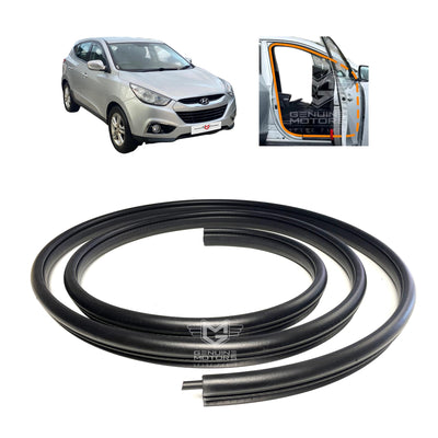 Hyundai Tucson MK2 Front Door Body Rubber Weatherstrip Seal OEM 821102Y0004X