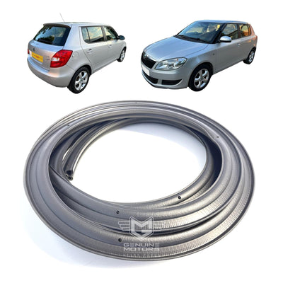 Skoda Fabia MK2 Tailgate Boot Seal Weatherstrip 5J6827705C